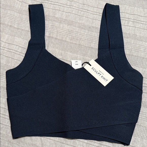 Aritzia Navy Blue Sculpt Knit Crop Top - Picture 1 of 2